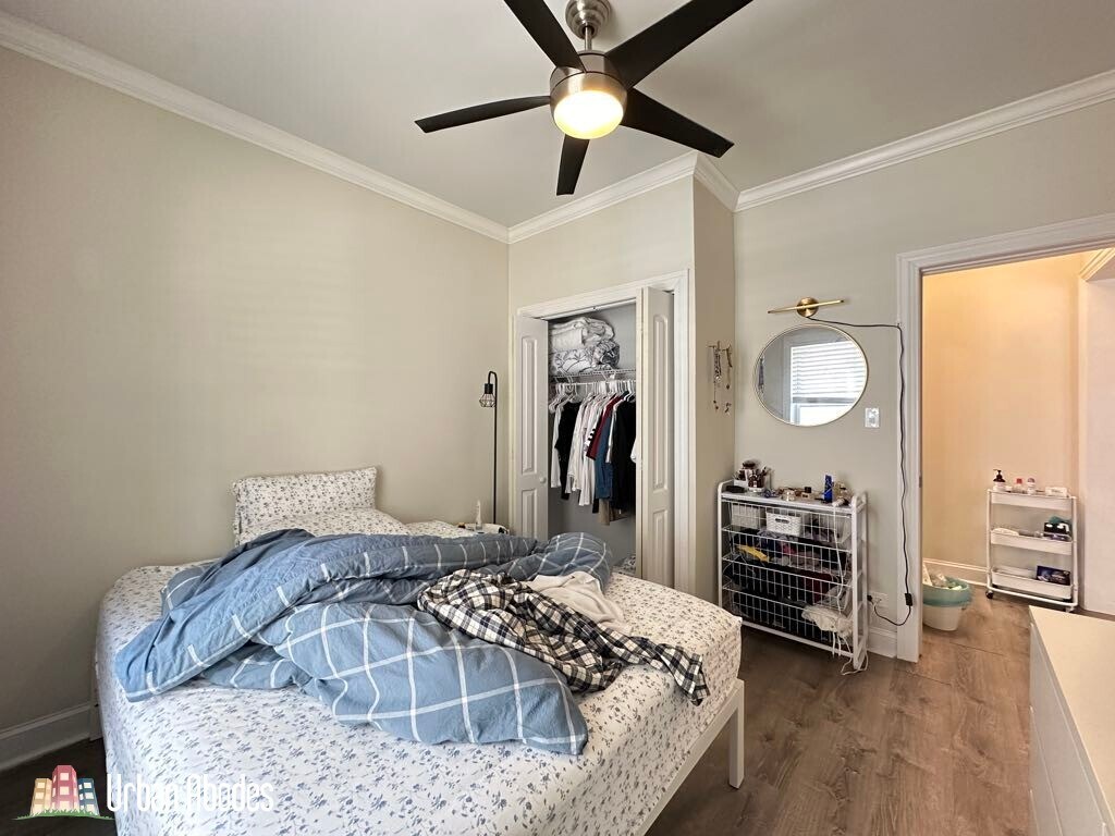 Building Photo - 321 Kedzie St