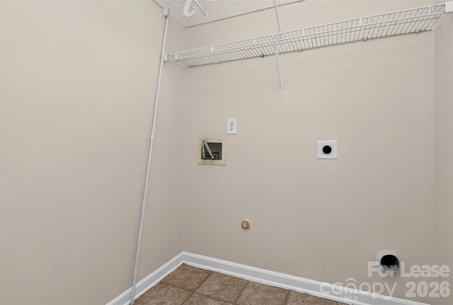 Building Photo - 3003 Moonstone Ln