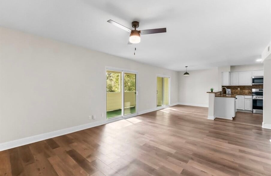 Building Photo - 14515 Wunderlich Dr