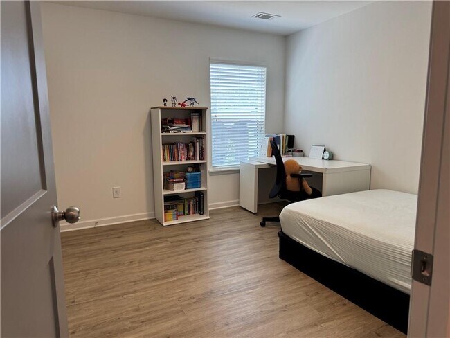 Building Photo - 3461 Adler Trl