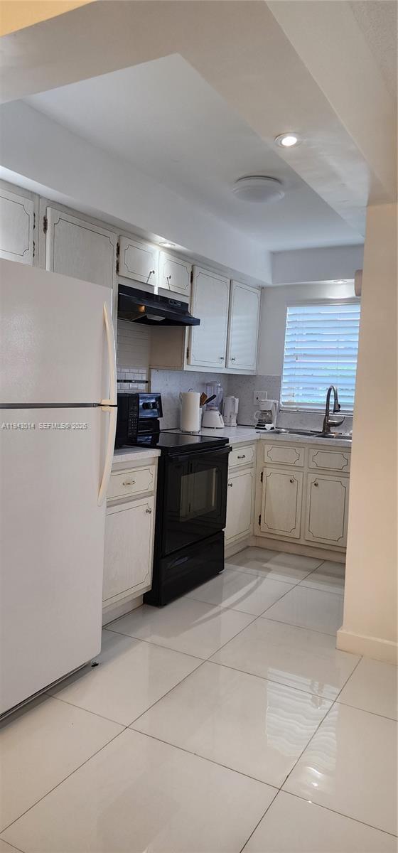 Building Photo - 5300 Washington St