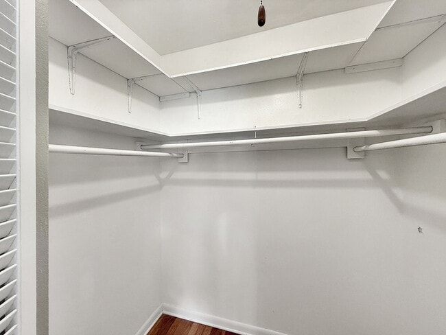 Building Photo - 4517 S Hesperides St