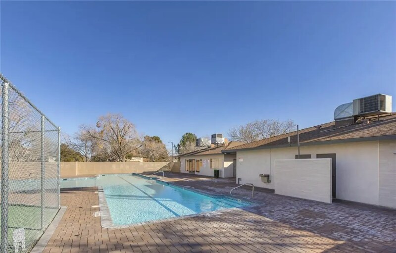 Building Photo - 4806 Roberta St