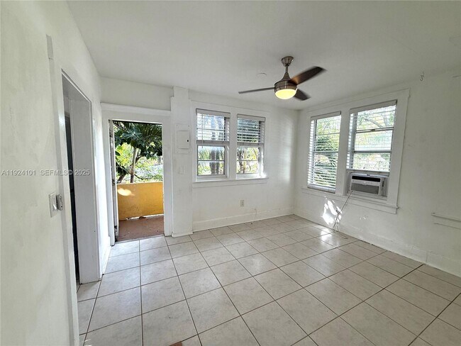 Building Photo - 586 NE 62nd St