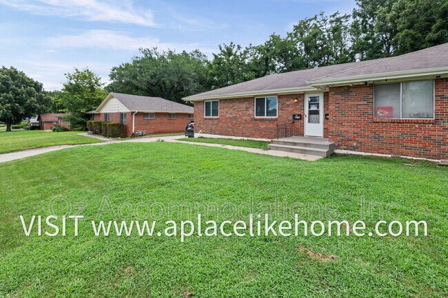 Building Photo - 3609 W 47th St