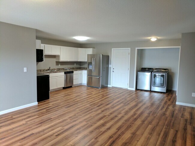 Interior Photo - Rosewood Apartments