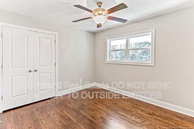 Building Photo - 315 Westview Dr