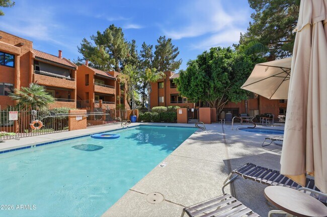 Building Photo - 4704 E Paradise Village Pkwy N