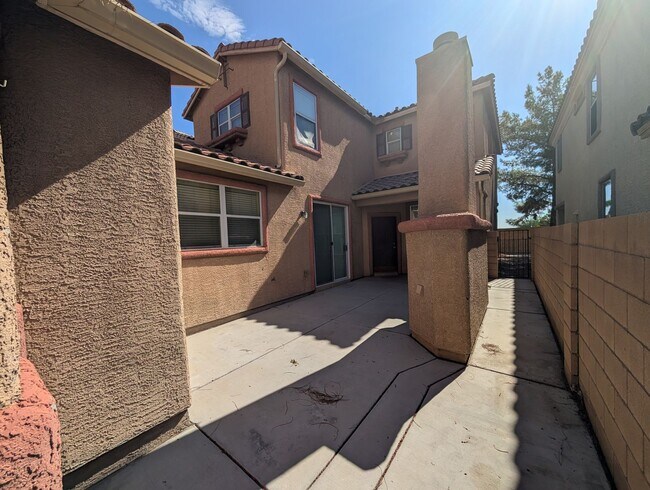 Building Photo - 9044 Partridge Hill St
