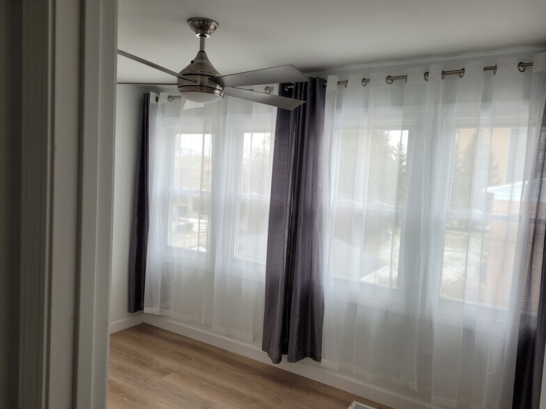 Building Photo - 3082 Norcott Dr