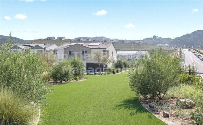 Building Photo - ***Gorgeous 2 bed / 2.5 bath / 1,083 sqft ...