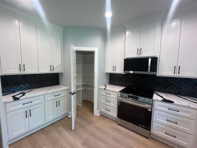 Building Photo - New construction mins from LRAFB