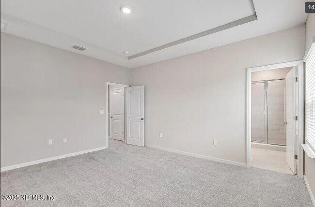 Building Photo - 240 Cherry Elm Dr