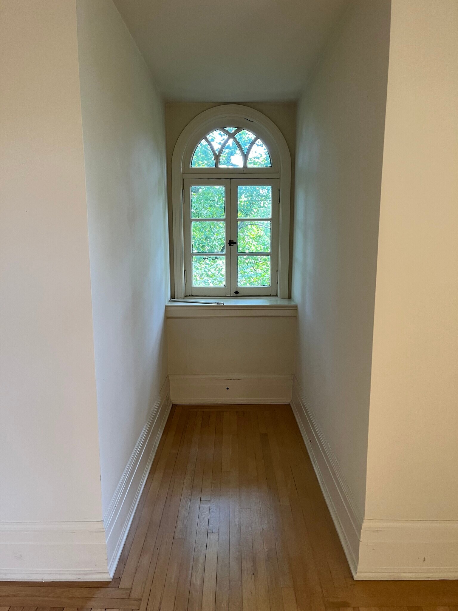 Building Photo - 607 S Trent Ave