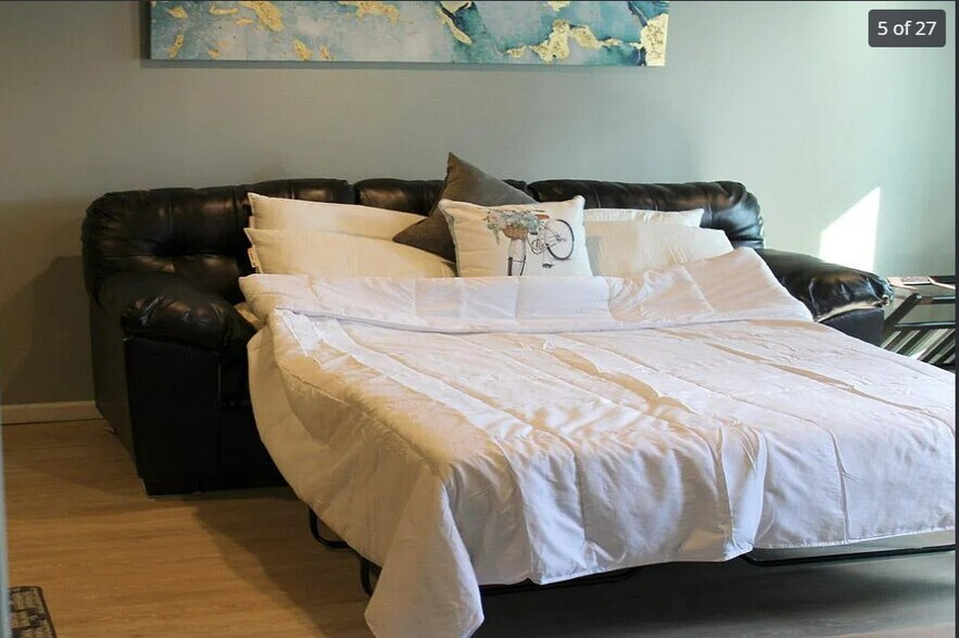 Building Photo - 520 Washington St