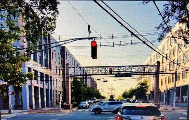 Building Photo - 39 Terhune Ave