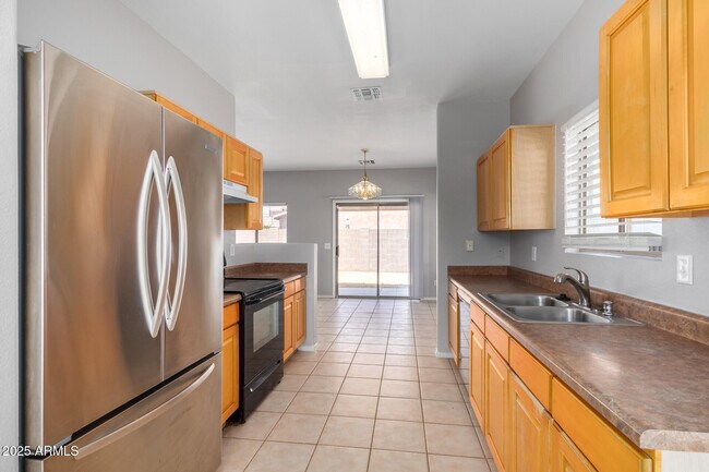Building Photo - 6258 S Nash Way