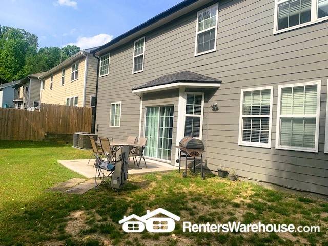 Building Photo - 6198 Park Leaf Walk