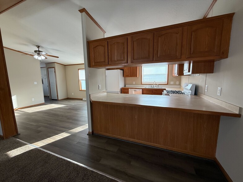 Building Photo - 11701 Cascade Cir