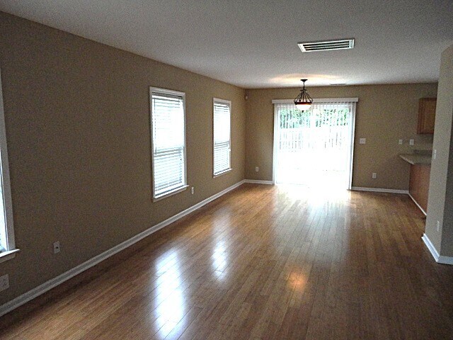 Building Photo - 1041 Kings Mountain Ln