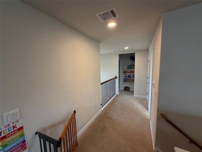 Building Photo - 8709 Moccasin Path