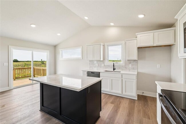 Building Photo - Single Family Home For Rent (Brand New)