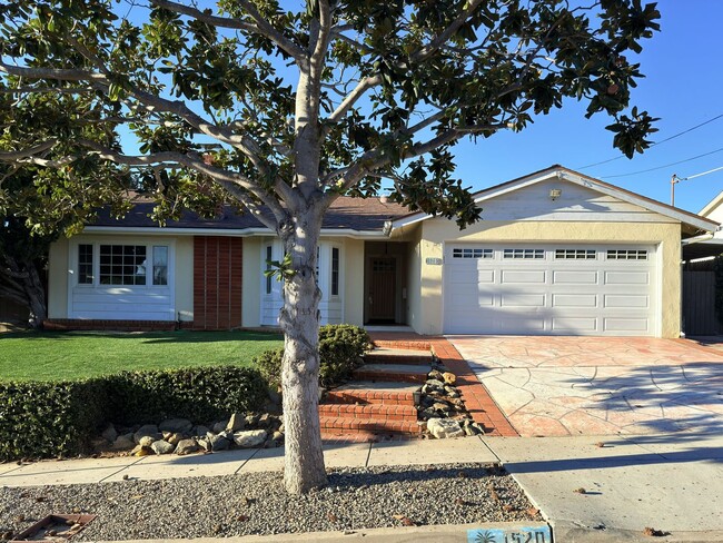 Primary Photo - Charming Single Level Home in Carlsbad