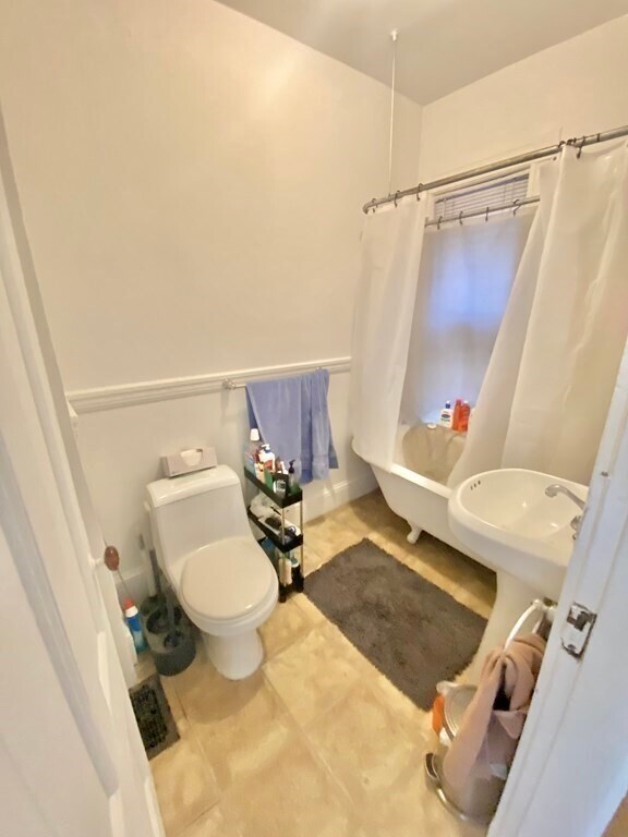 Building Photo - 239 Brookline St