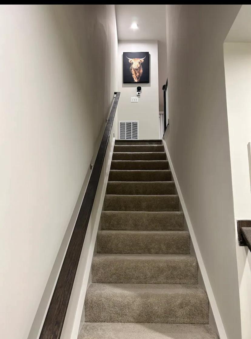 Building Photo - 7824 Yona Ct