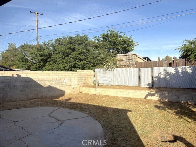 Building Photo - 2305 Sandy Ln