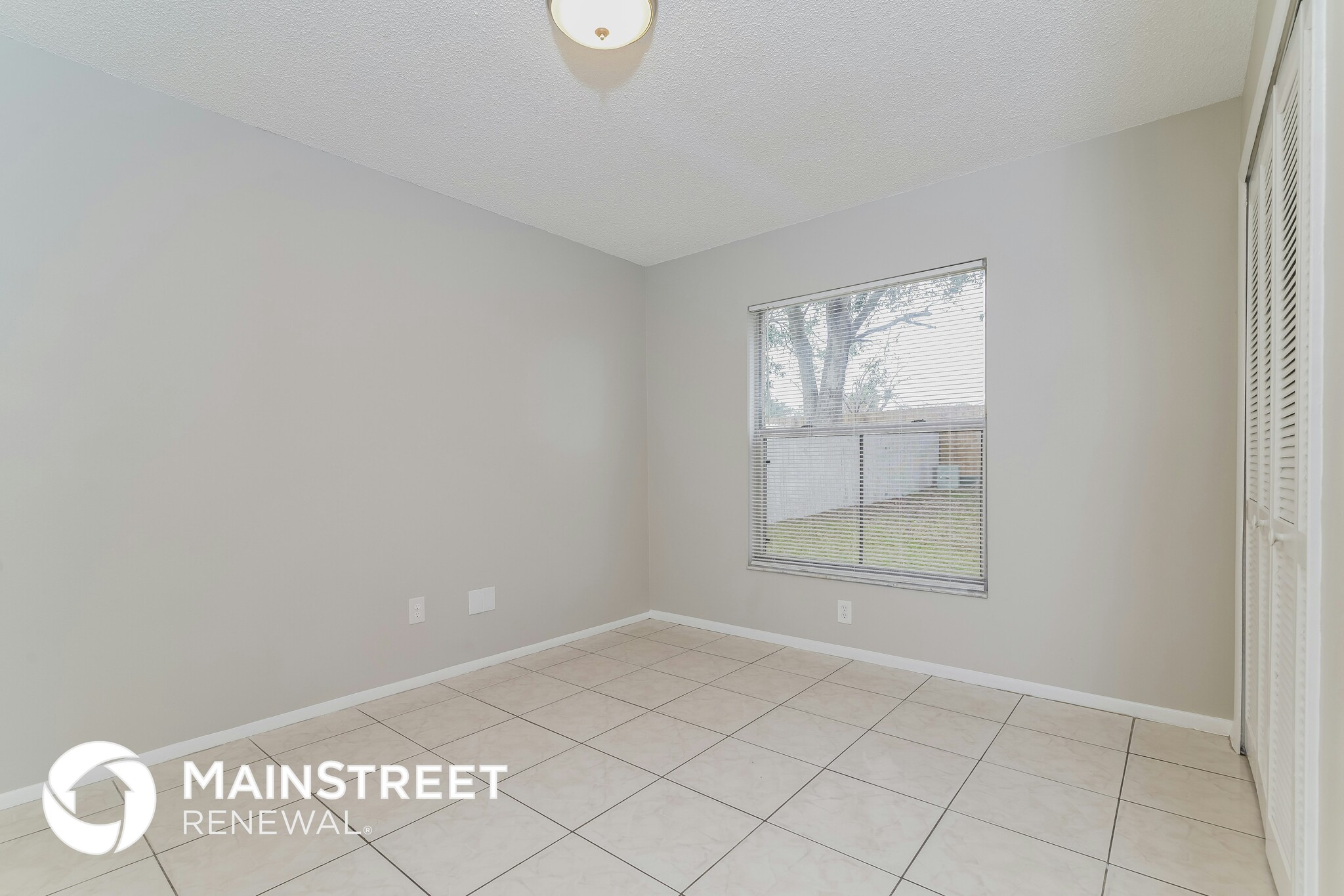 Building Photo - 7765 Hyacinth Dr