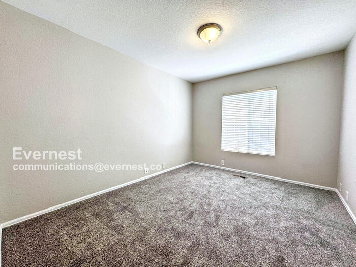 Building Photo - 9758 Laredo St.