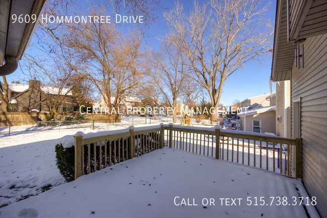 Building Photo - 9609 Hammontree Dr