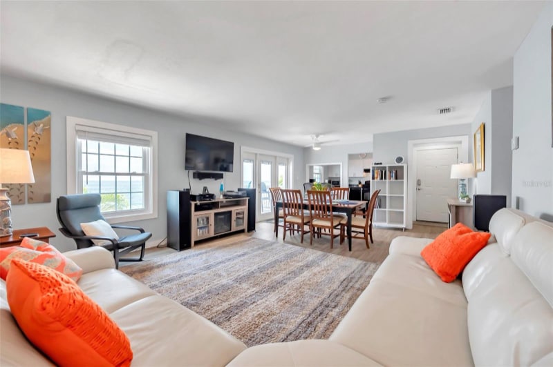 Building Photo - 5260 Coquina Key Dr SE