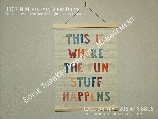 Building Photo - 3307 N Mountain View Dr