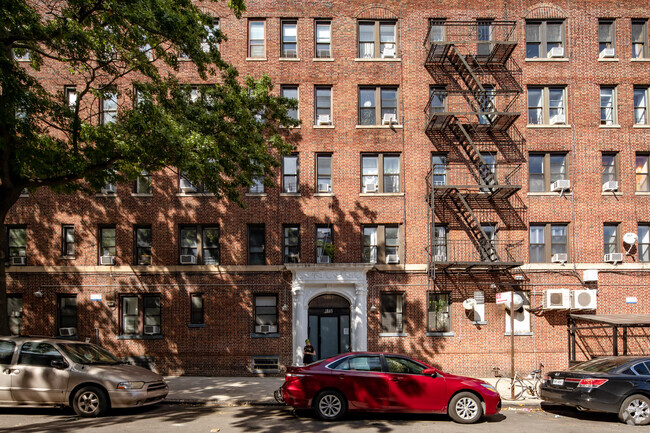 Building Photo - 1045 Union St