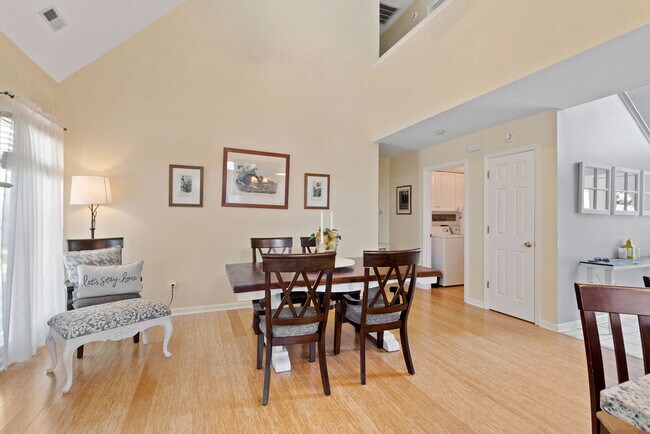 Building Photo - 202 Sand Dollar Cove