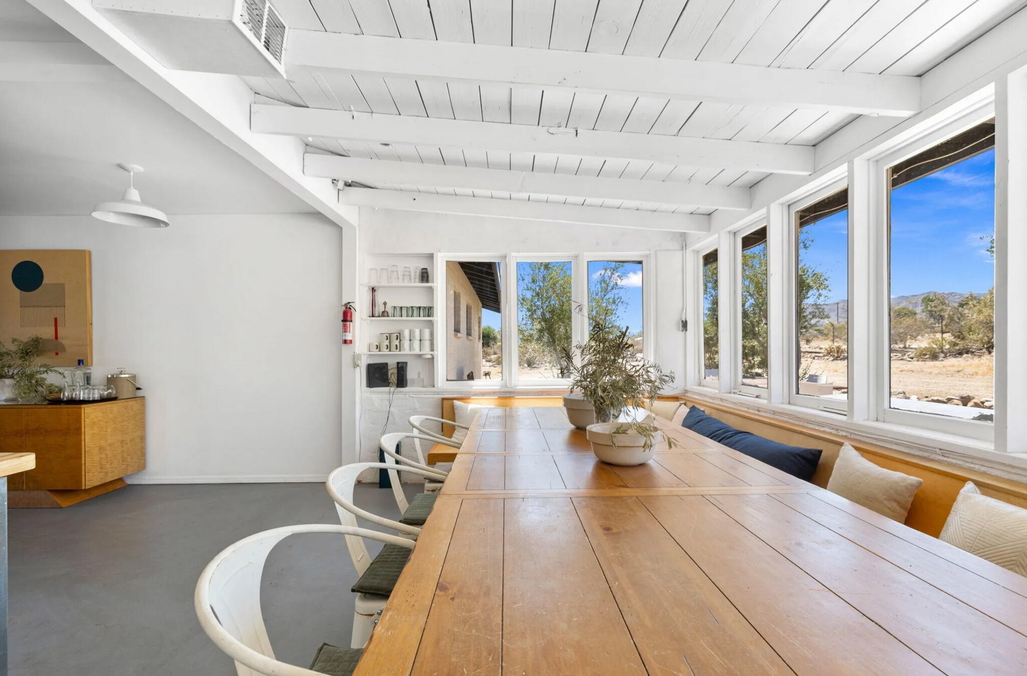 Building Photo - 7657 N Star Ave