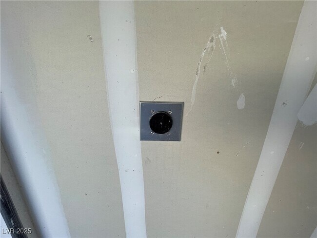 Building Photo - 4919 Olive Mesa Ave