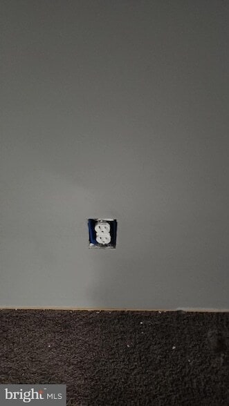 Building Photo - 8030-8000 Ditman St