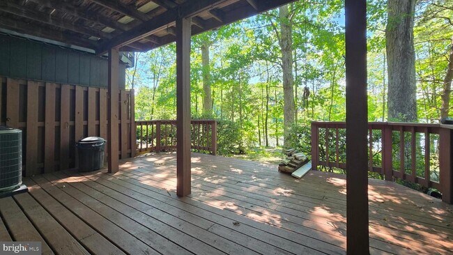 Building Photo - 13326 Waterside Cir