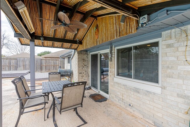 Building Photo - 12123 Monticeto Ln