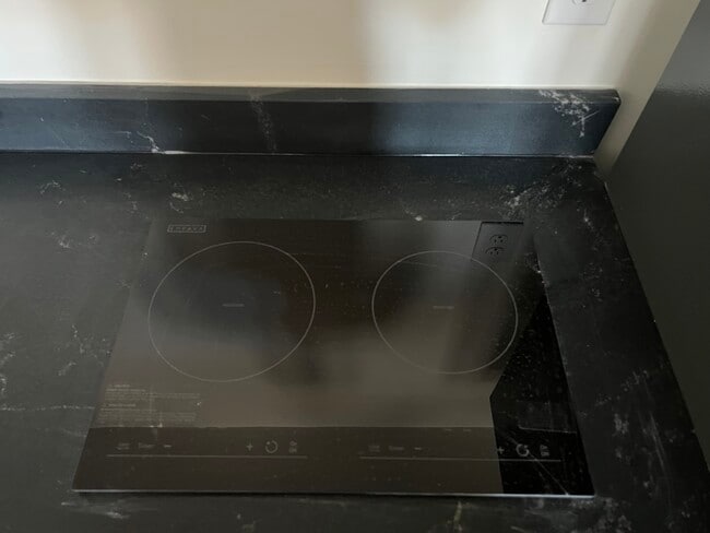 Building Photo - 4301 Waterview Cir