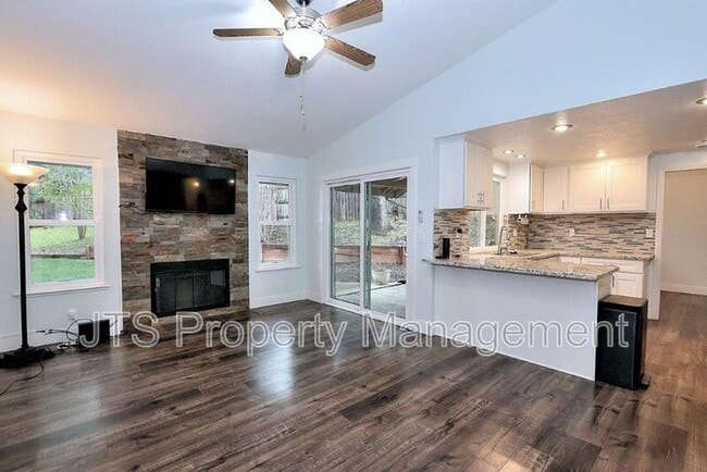 Building Photo - 5248 Phoenix Ridge Pl