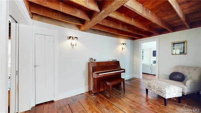 Building Photo - 25 East St