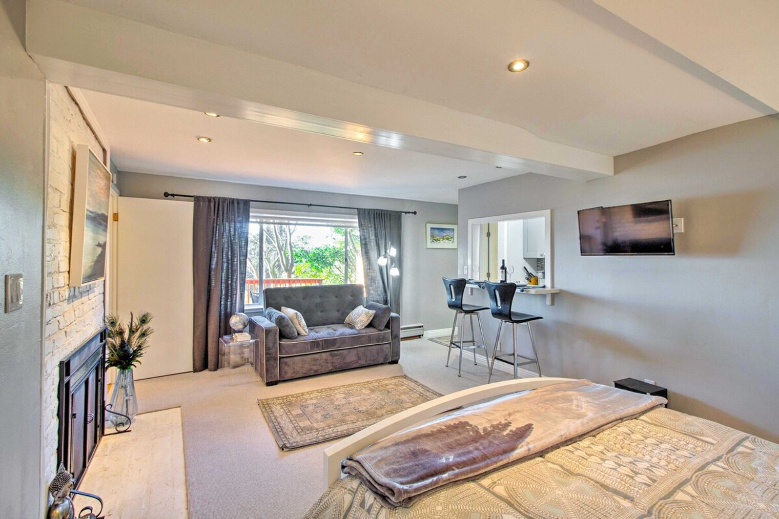 Building Photo - 60 Belvedere Ave