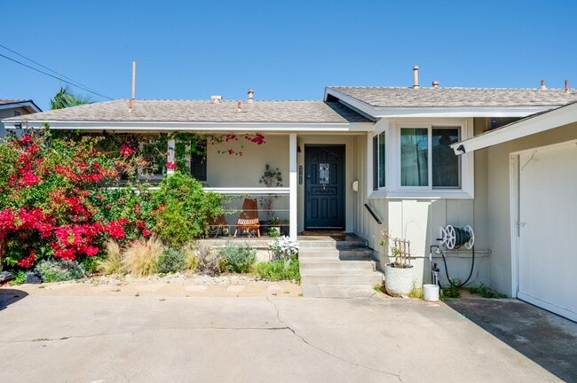 Building Photo - RARE! Lovely and Spacious Clairemont 4BD/2BA Home on Tecolote Canyon! - $5,995/mo!