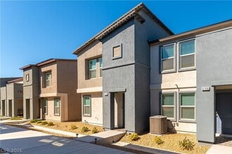 Building Photo - 6168 Aster Gdn St