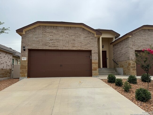 Building Photo - 9212 Canyon Bnd