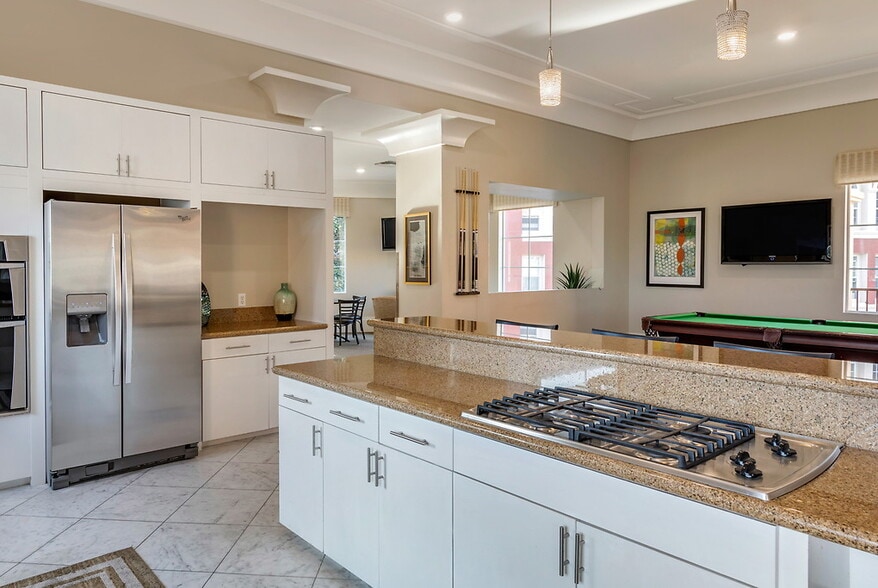 Building Photo - Renaissance at Uptown Orange